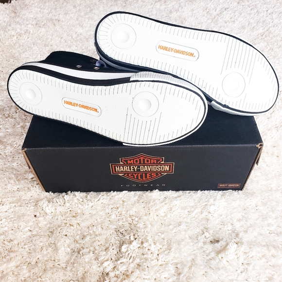Harley-Davidson Women's Black Canvas Sneakers - Picture 6 of 6